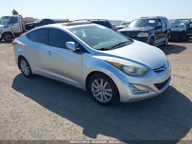 2015 HYUNDAI ELANTRA SE