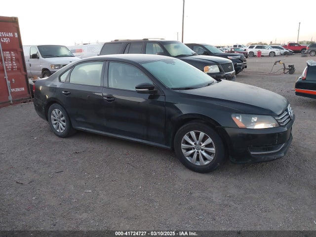 2013 VOLKSWAGEN PASSAT 2.5L S