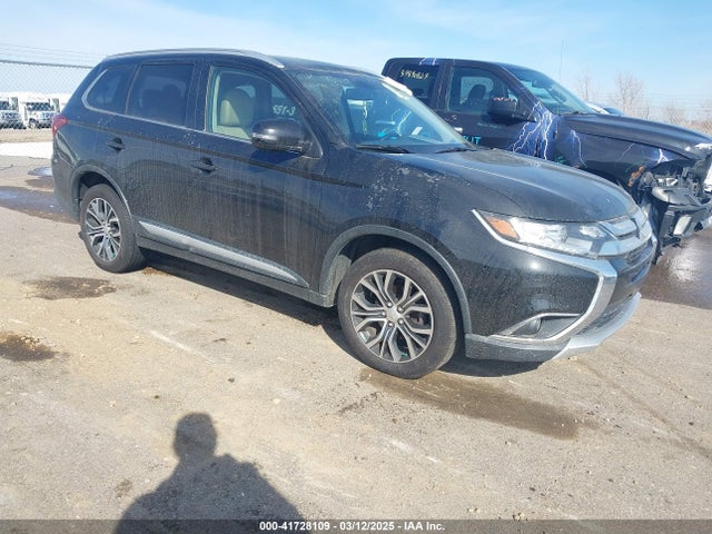 2017 MITSUBISHI OUTLANDER SE/SEL