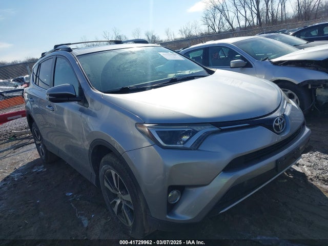 2016 TOYOTA RAV4 XLE