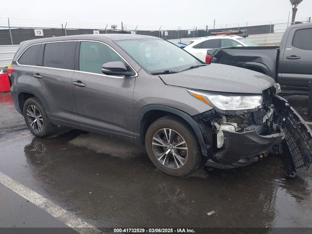 2018 TOYOTA HIGHLANDER LE PLUS