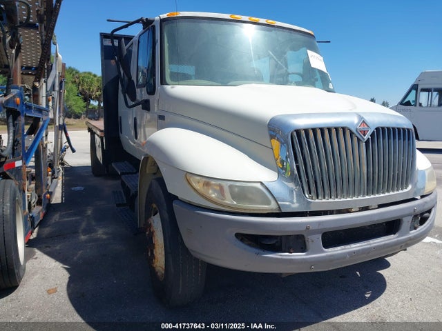 2013 INTERNATIONAL 4000 4300