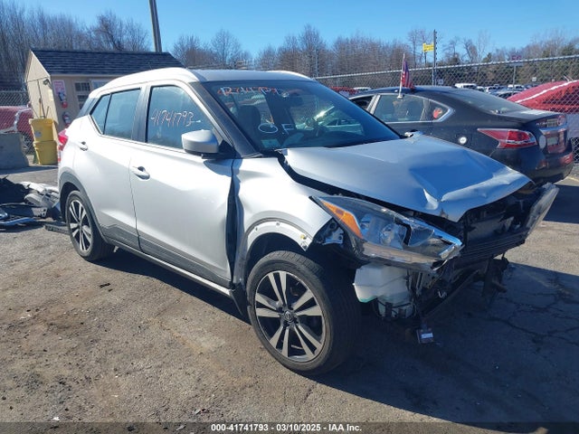 2019 NISSAN KICKS SV