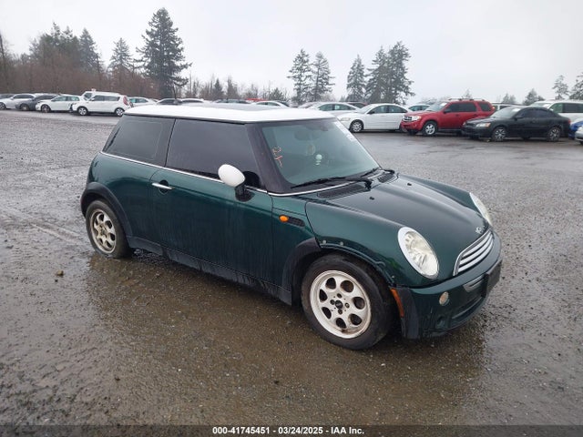 2005 MINI COOPER 