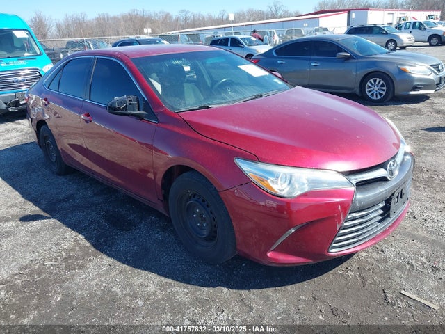 2015 TOYOTA CAMRY LE