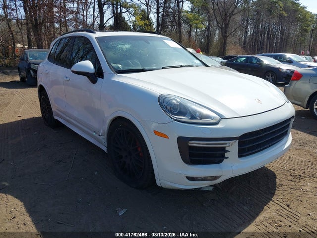 2016 PORSCHE CAYENNE GTS