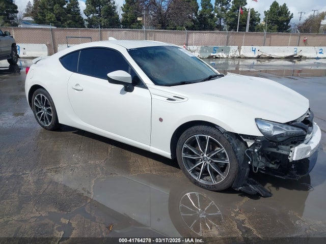 2017 TOYOTA 86 
