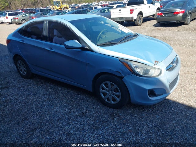 2013 HYUNDAI ACCENT GLS