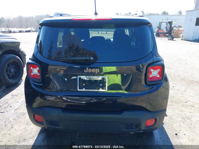 2017 JEEP RENEGADE SPORT 4X4 16