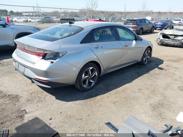 HYUNDAI ELANTRA SEL - 4