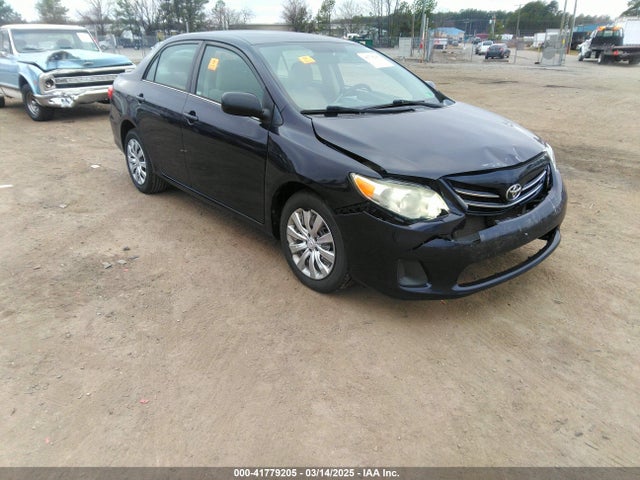 2013 TOYOTA COROLLA LE
