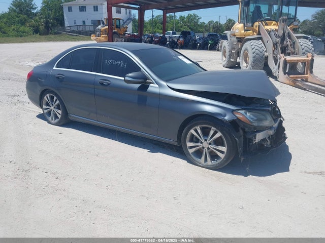 2015 MERCEDES-BENZ C 300 LUXURY/SPORT