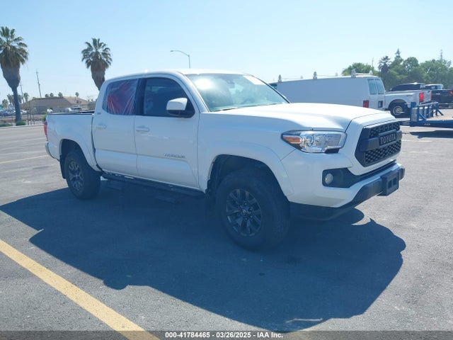 2022 TOYOTA TACOMA SR5 V6