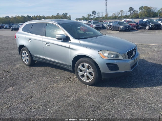 2013 VOLVO XC60 