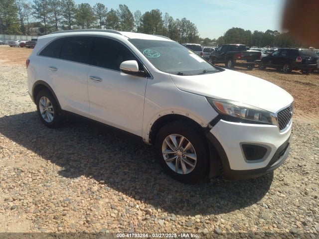 2017 KIA SORENTO 2.4L LX