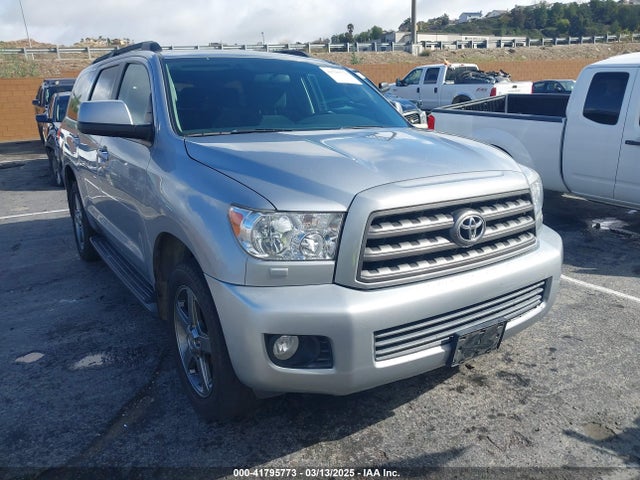 2017 TOYOTA SEQUOIA SR5
