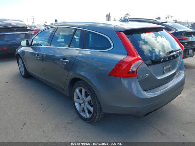 2017 Volvo V60, VIN: YV140MEKXH1367717