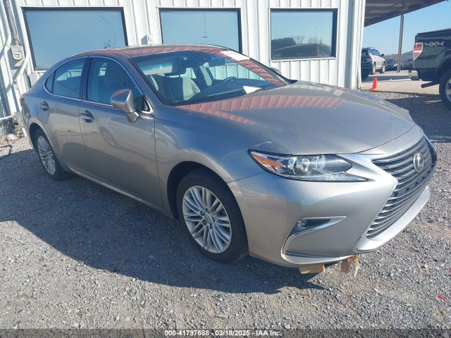 2017 LEXUS ES 