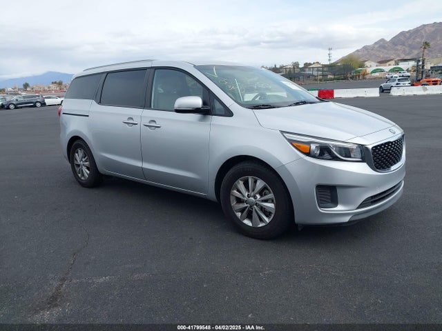 2016 KIA SEDONA LX