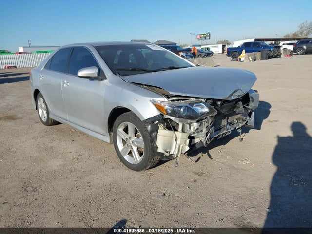 2013 TOYOTA CAMRY SE