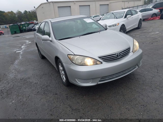 2005 TOYOTA CAMRY XLE V6