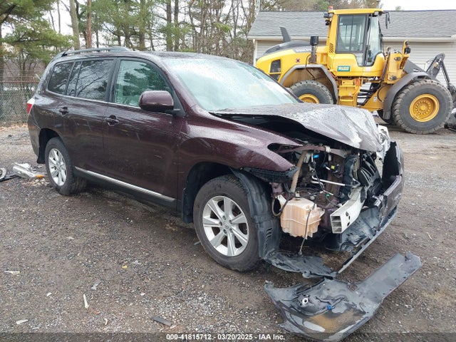 2011 TOYOTA HIGHLANDER BASE V6