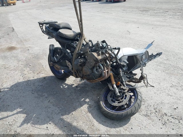2022 YAMAHA MTT09 GT