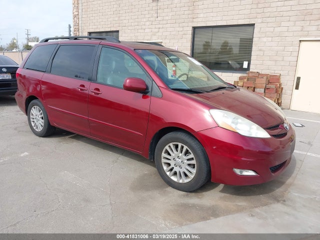2009 TOYOTA SIENNA XLE