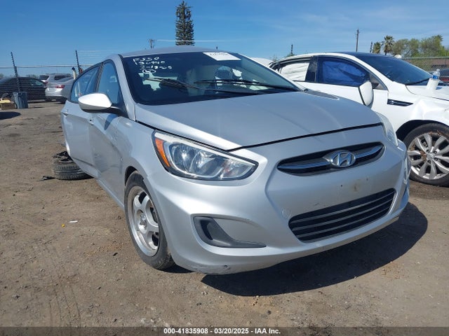 2015 HYUNDAI ACCENT GLS