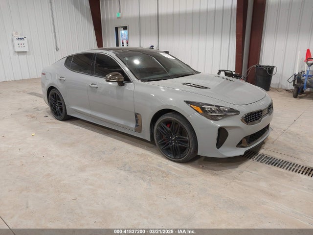 2022 KIA STINGER GT1