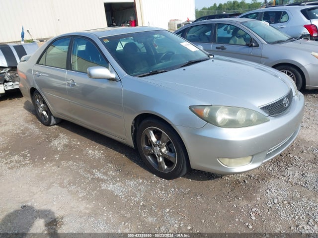 2005 TOYOTA CAMRY SE V6
