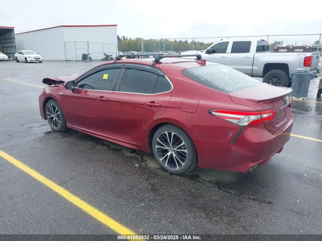 2018 Toyota Camry, VIN: 4T1B21HK2JU501752