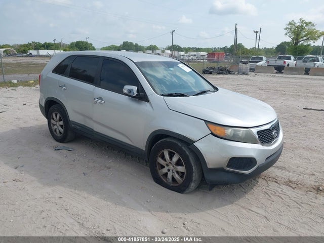 2011 KIA SORENTO LX
