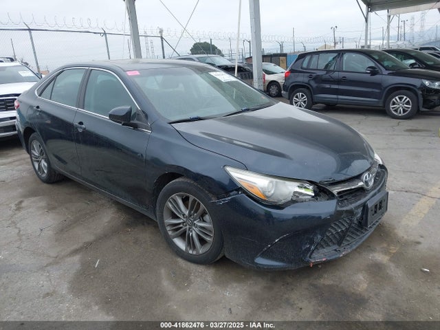 2016 TOYOTA CAMRY SE