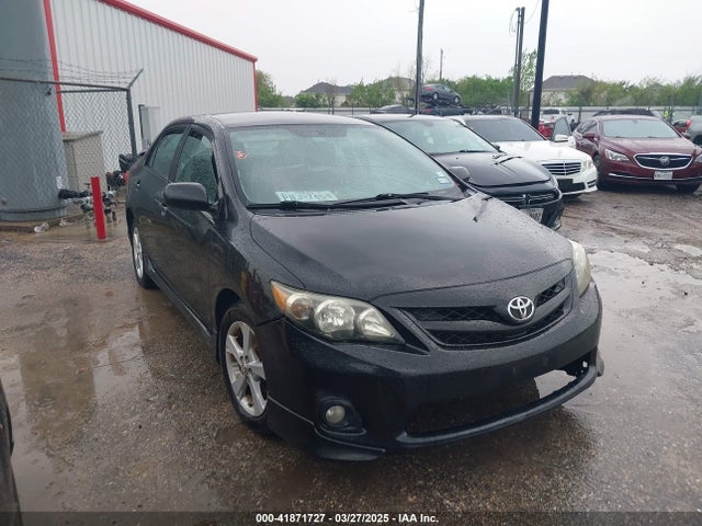 2013 TOYOTA COROLLA S