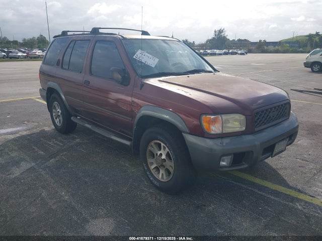2001 NISSAN PATHFINDER SE