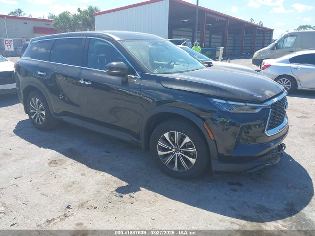 2024 INFINITI QX60 PURE