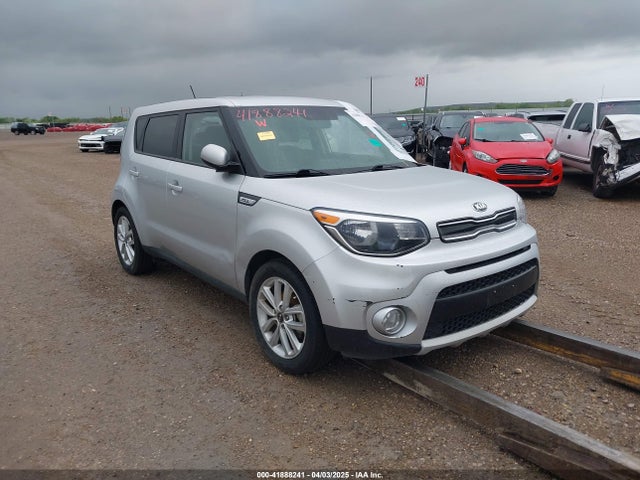 2019 KIA SOUL +