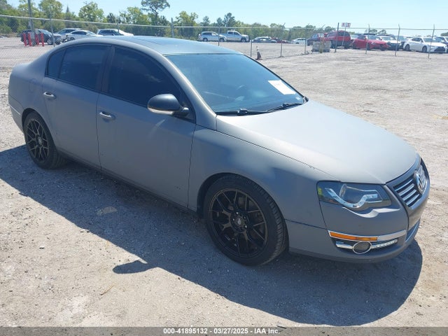 2008 VOLKSWAGEN PASSAT VR6