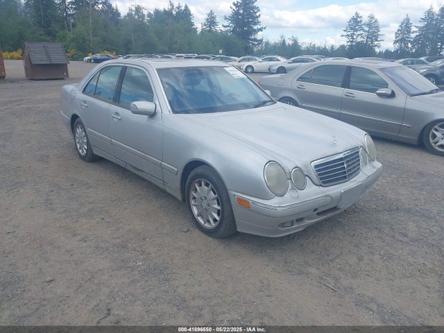 2000 MERCEDES-BENZ E 320 