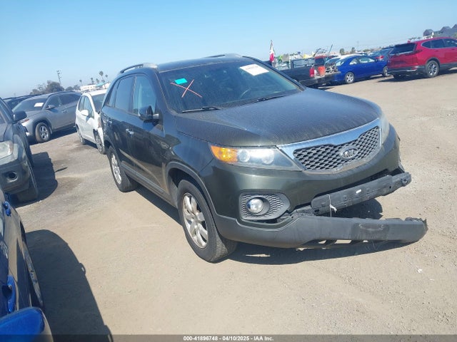 2012 KIA SORENTO LX