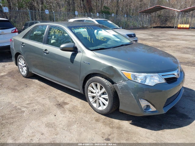 2014 TOYOTA CAMRY XLE