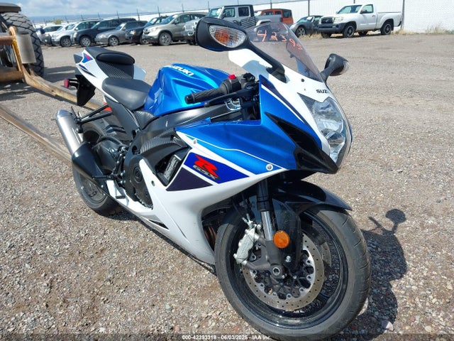 2025 SUZUKI GSX 