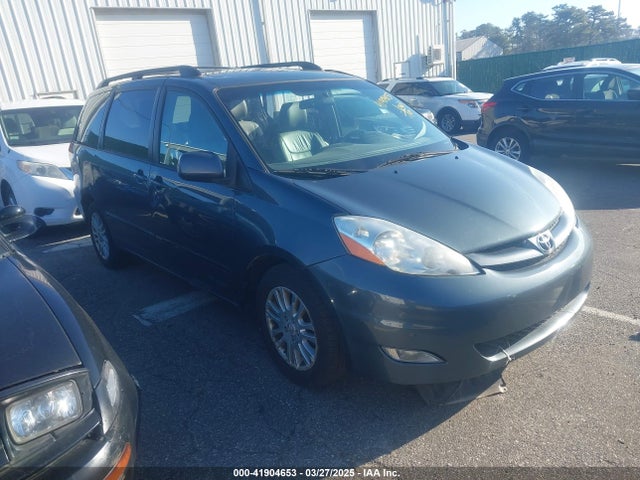 2010 TOYOTA SIENNA XLE/XLE LIMITED