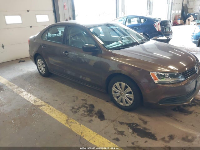 2011 VOLKSWAGEN JETTA 2.0L S