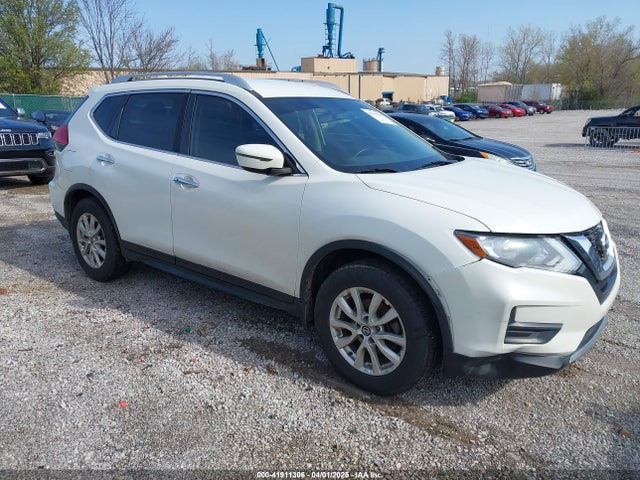 2017 NISSAN ROGUE SV