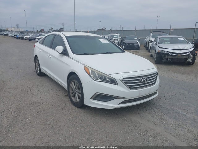 2017 HYUNDAI SONATA SE