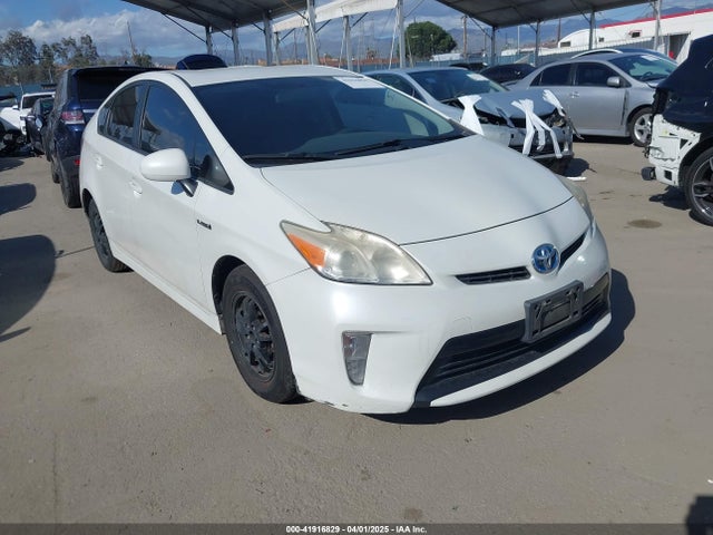 2014 TOYOTA PRIUS THREE