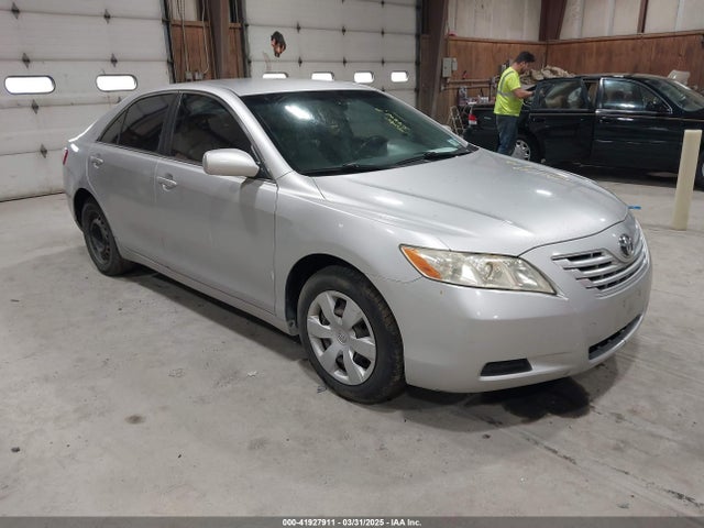2009 TOYOTA CAMRY LE