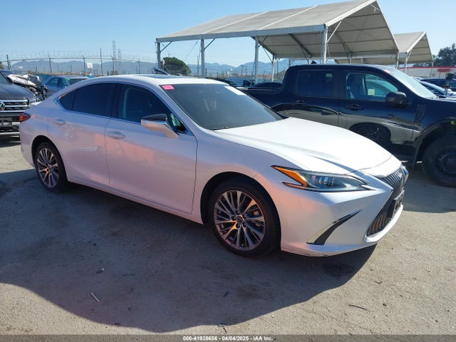 2021 LEXUS ES 